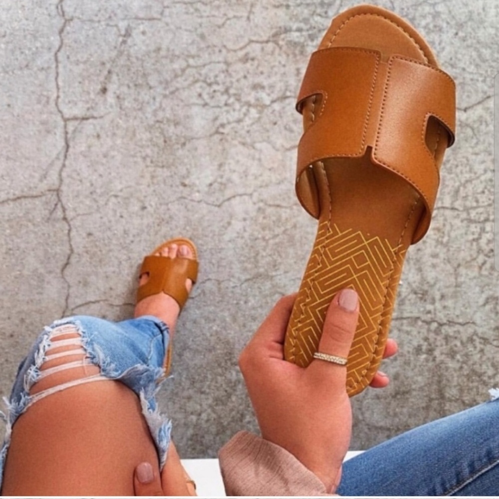Cognac Slide Sandals Vegan Leather Trendy Summer - Picture 2 of 8